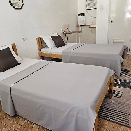 D & N Lodge Daanbantayan Eksteriør billede
